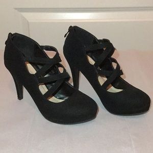 Top Moda black heels size 7